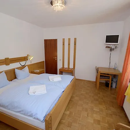 Hotel & Restaurant Eiserner Anton 3*