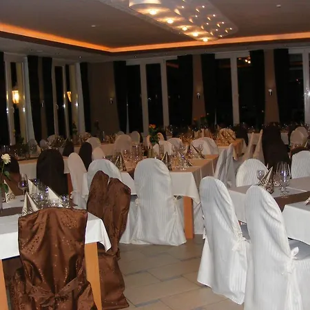 & Restaurant Eiserner Anton 3*